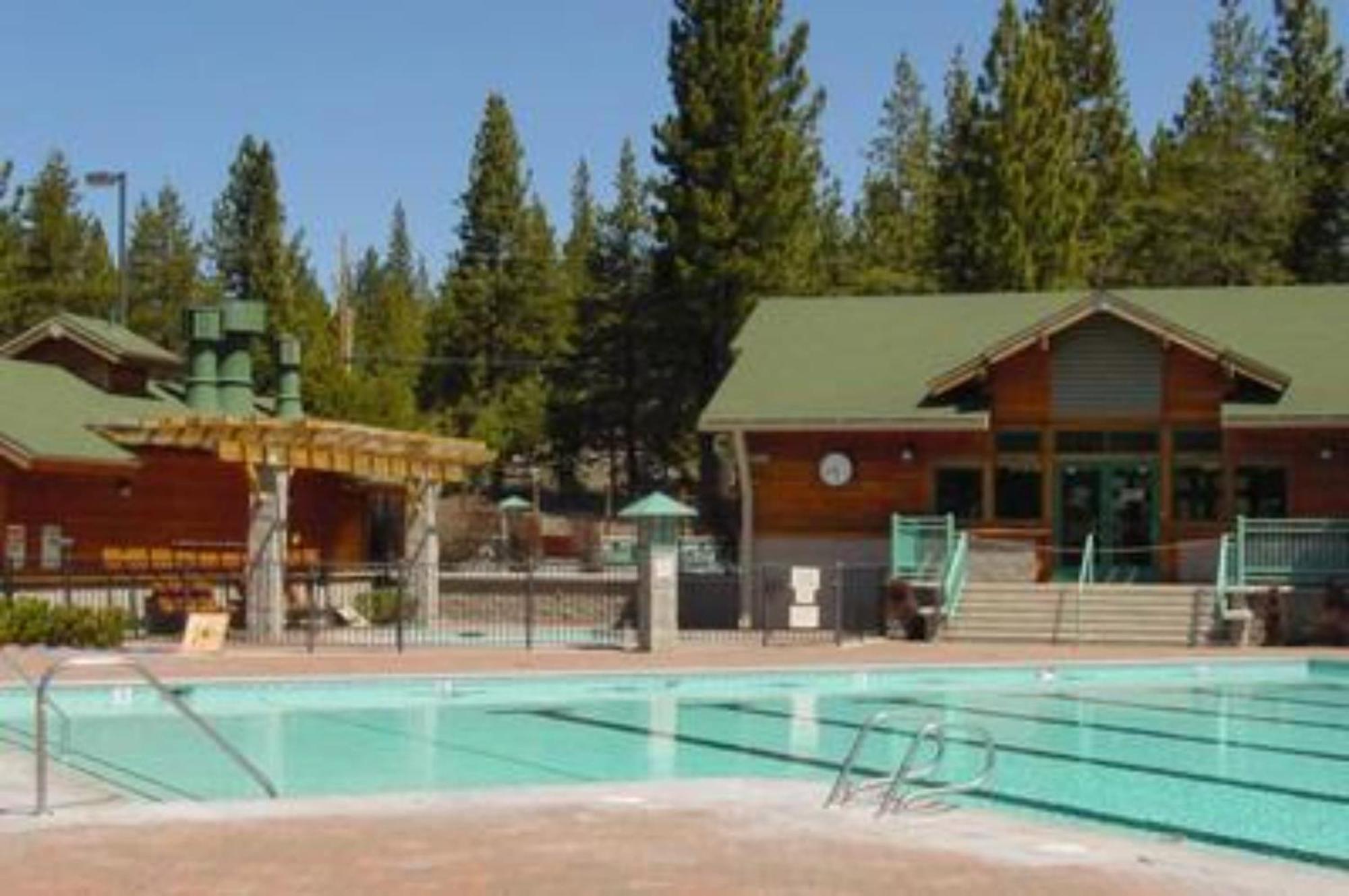 Moosetrack By Avantstay Cozy Cabin In The Of Tahoe Donner W Hot Tub Truckee Exteriér fotografie